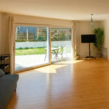 Hiloa - Stylish With Terrace & Garden * Hochdorf (Esslingen)